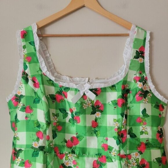 NWT Dolls Kill x Strawberry Shortcake Zing In Spring Mini Dress Gingham Size 3X - Picture 3 of 8